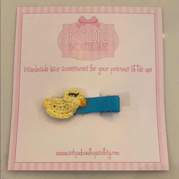 COPY - New handmade crochet duck applique hair clip - Picture 1 of 1